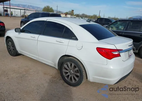 2011 Chrysler 200 S from USA, damaged, VIN 1C3BC8FGXBN624353